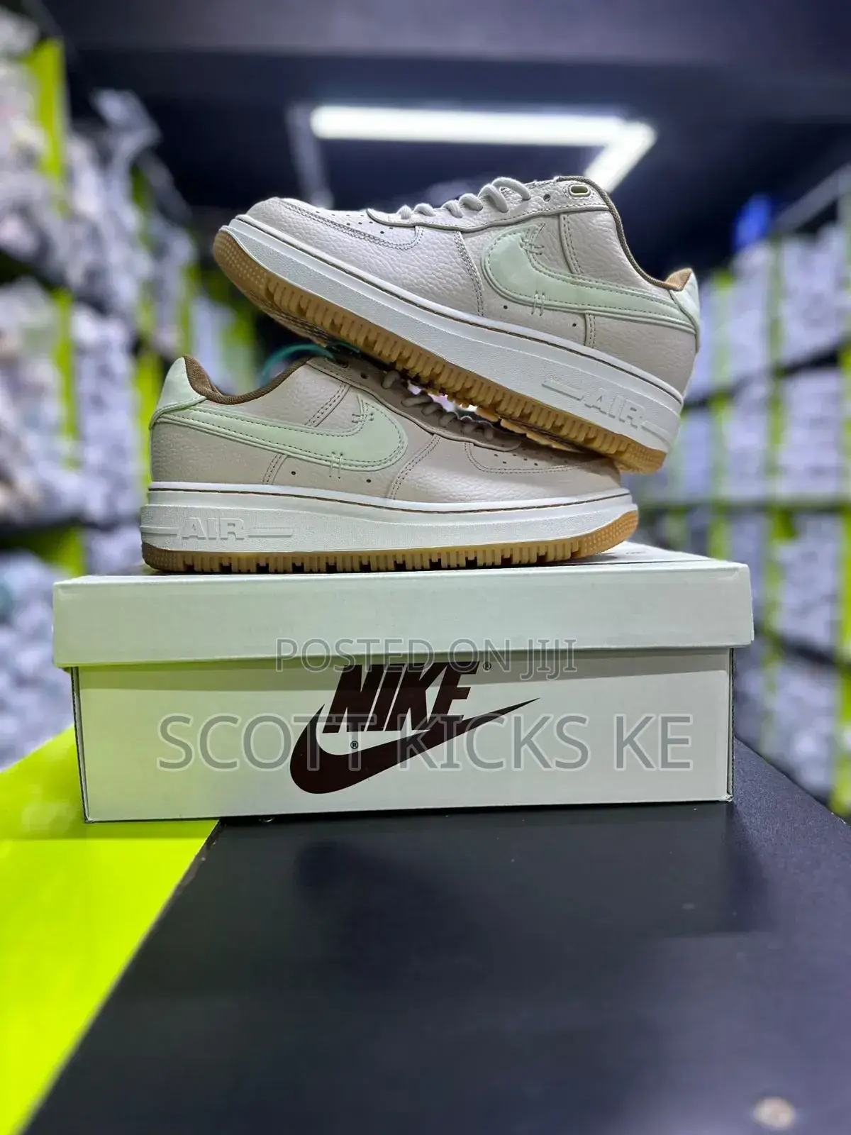 Nike Airforce 1 Luxe