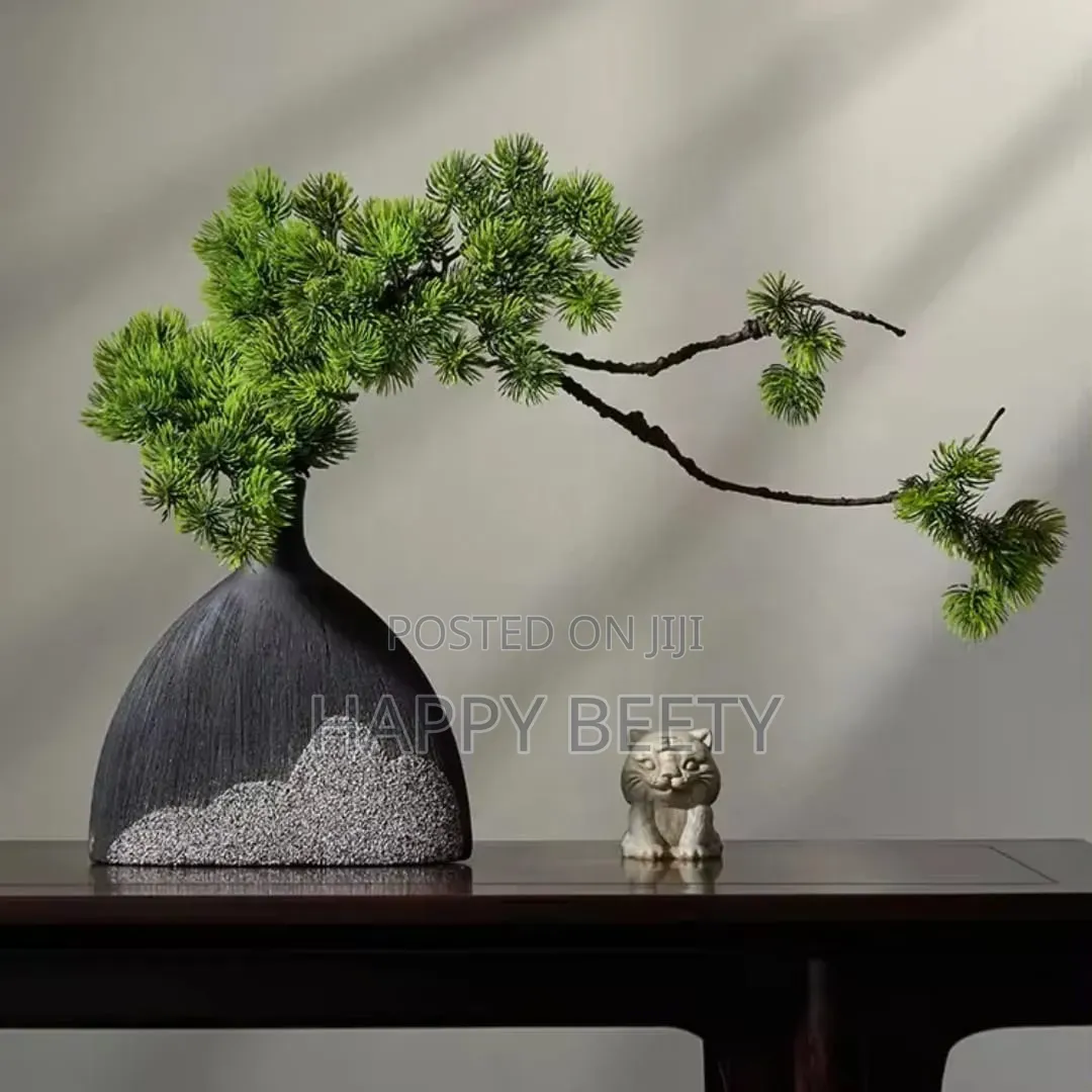 Minimalist Nordic Boho Ceramic Vase for Table Decoration