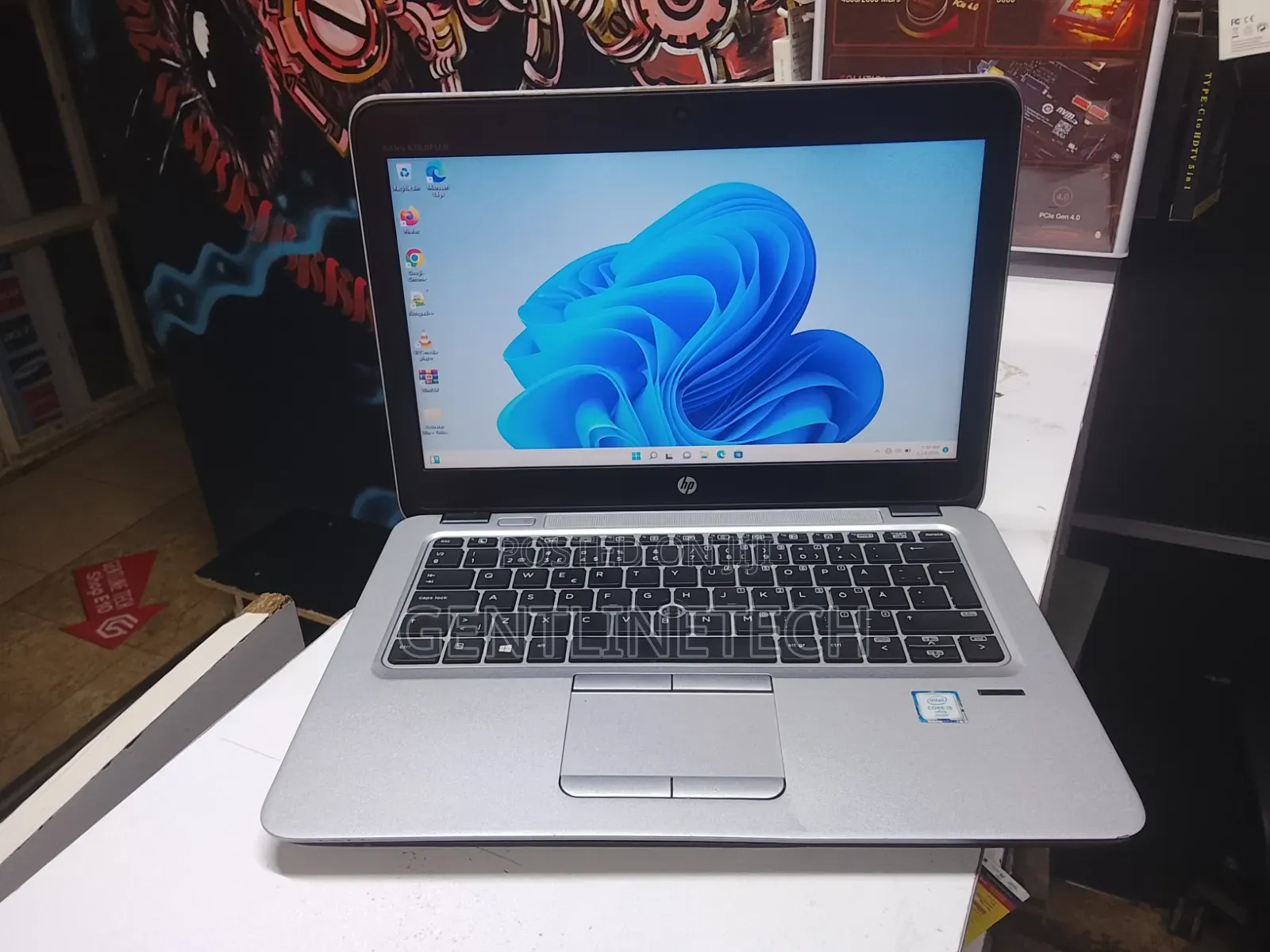 Laptop HP EliteBook 820 G3 8GB Intel Core i5 SSD 128GB
