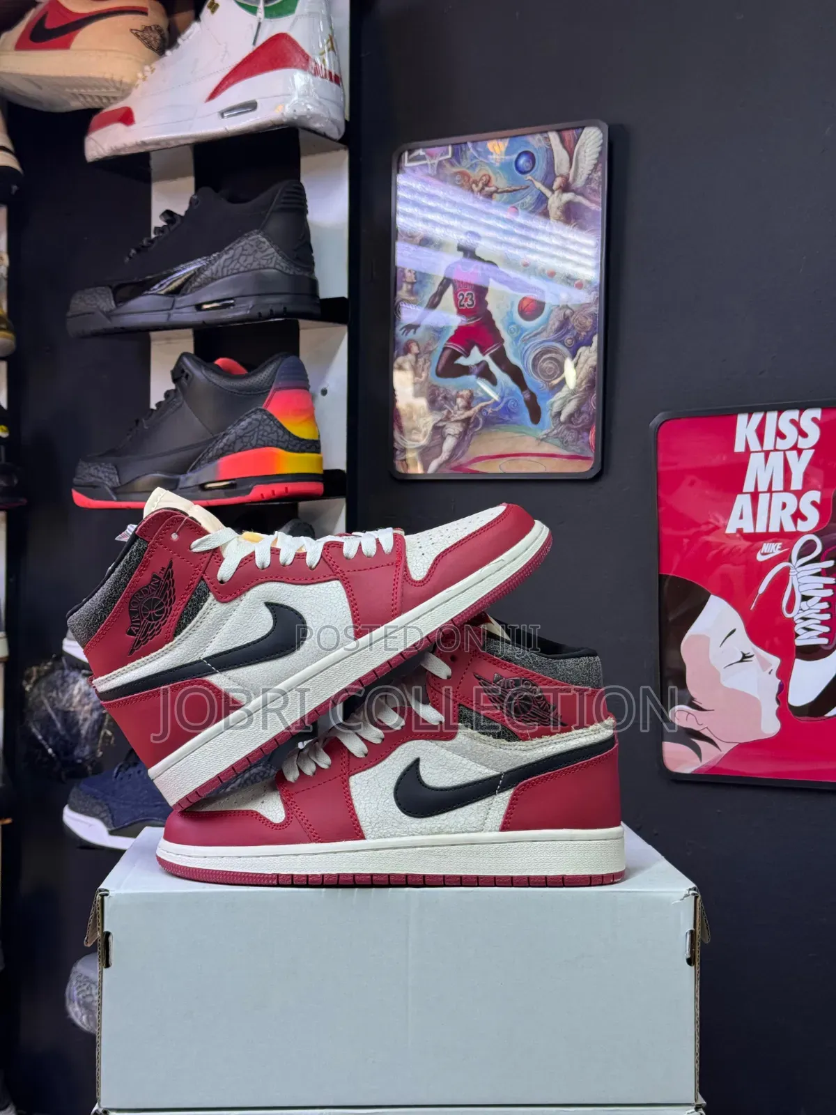 Nike Air Jordan 1 Retro High "Chicago Lost and Found" Sneakers