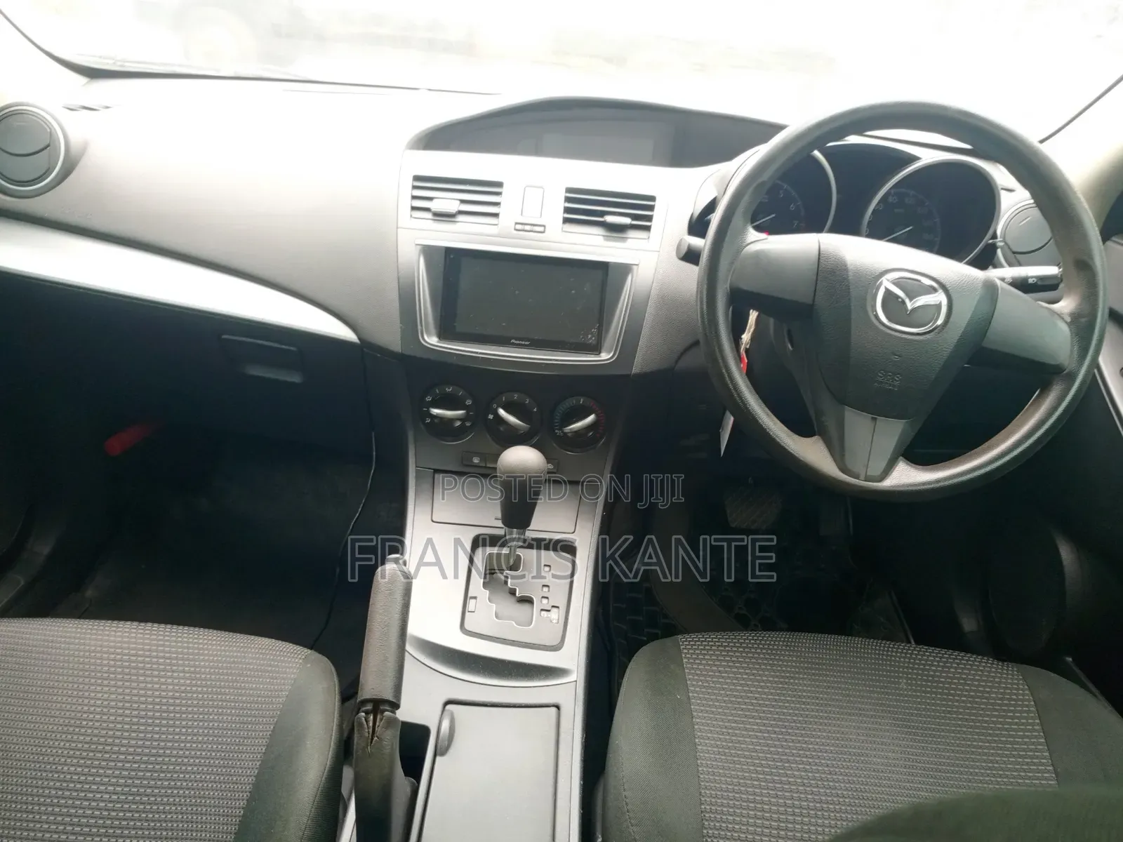 Mazda Axela 2018 White
