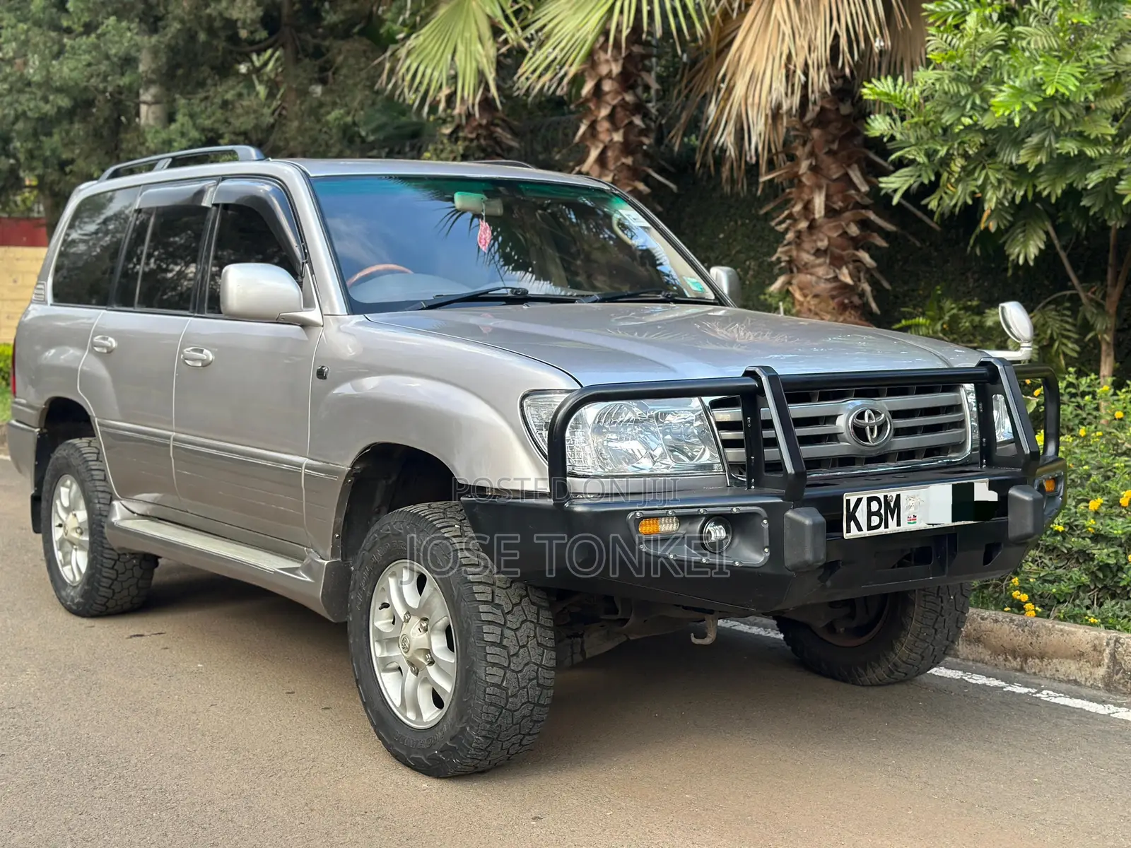 Toyota Land Cruiser HDJ 100 2003 Silver