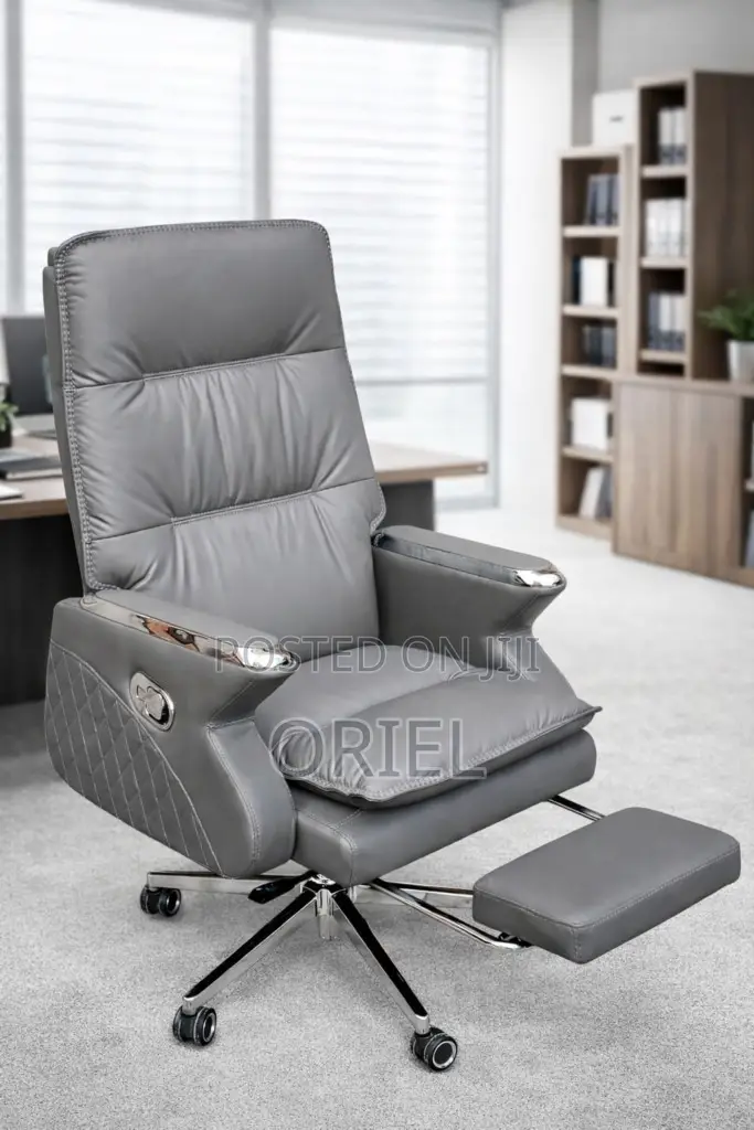 Office Chair : Grey Leather Director's Executive Office Seat