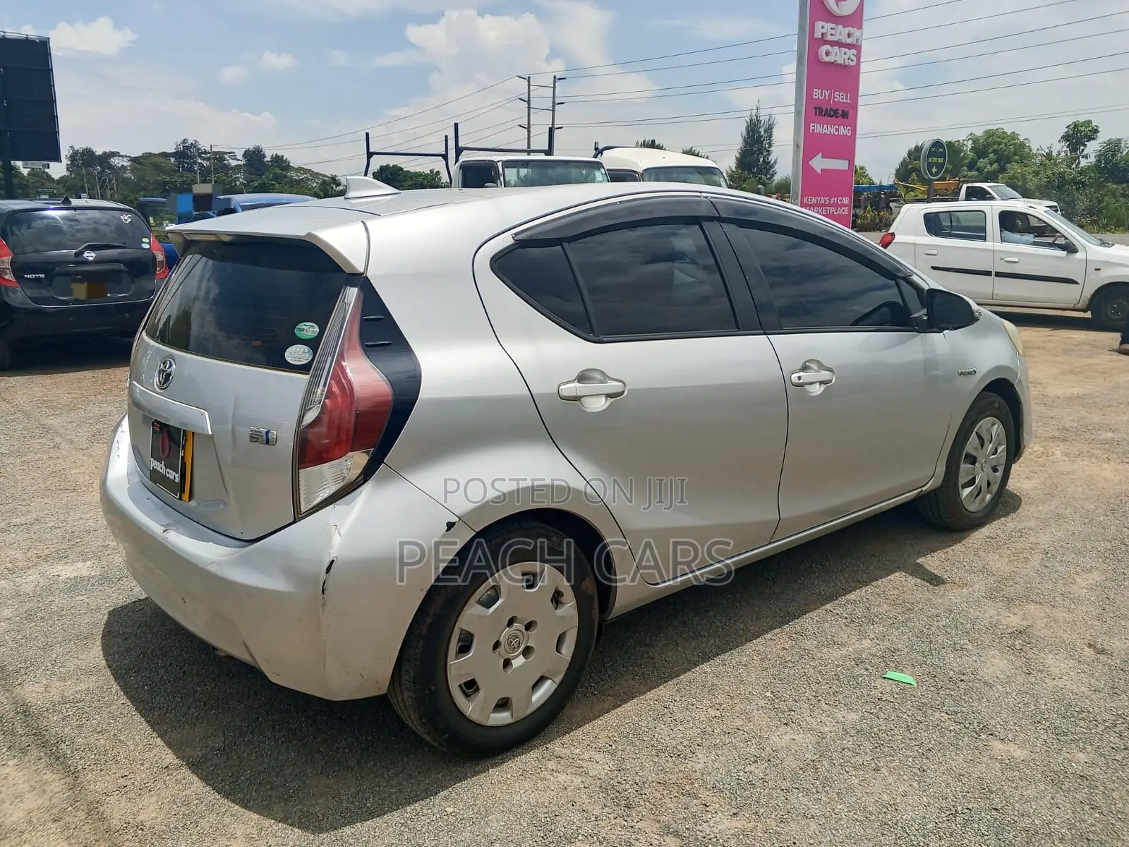 Toyota Aqua 2015 Silver