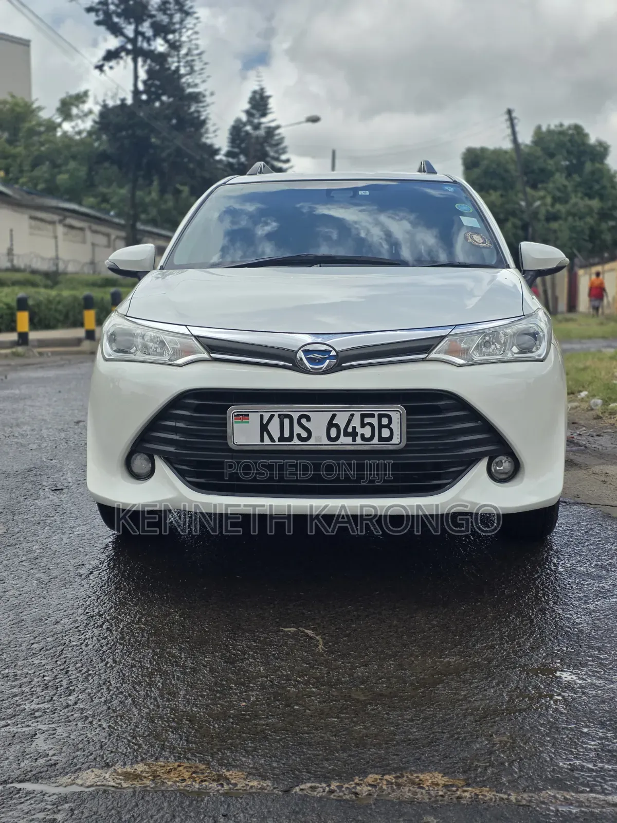 Toyota Corolla Fielder 2017 White