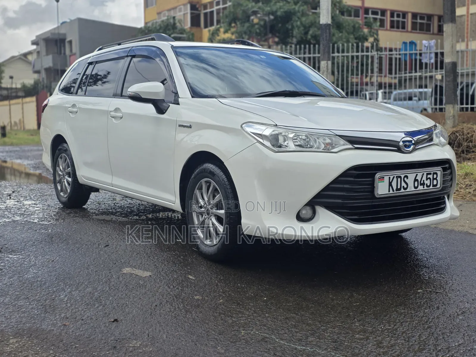 Toyota Corolla Fielder 2017 White