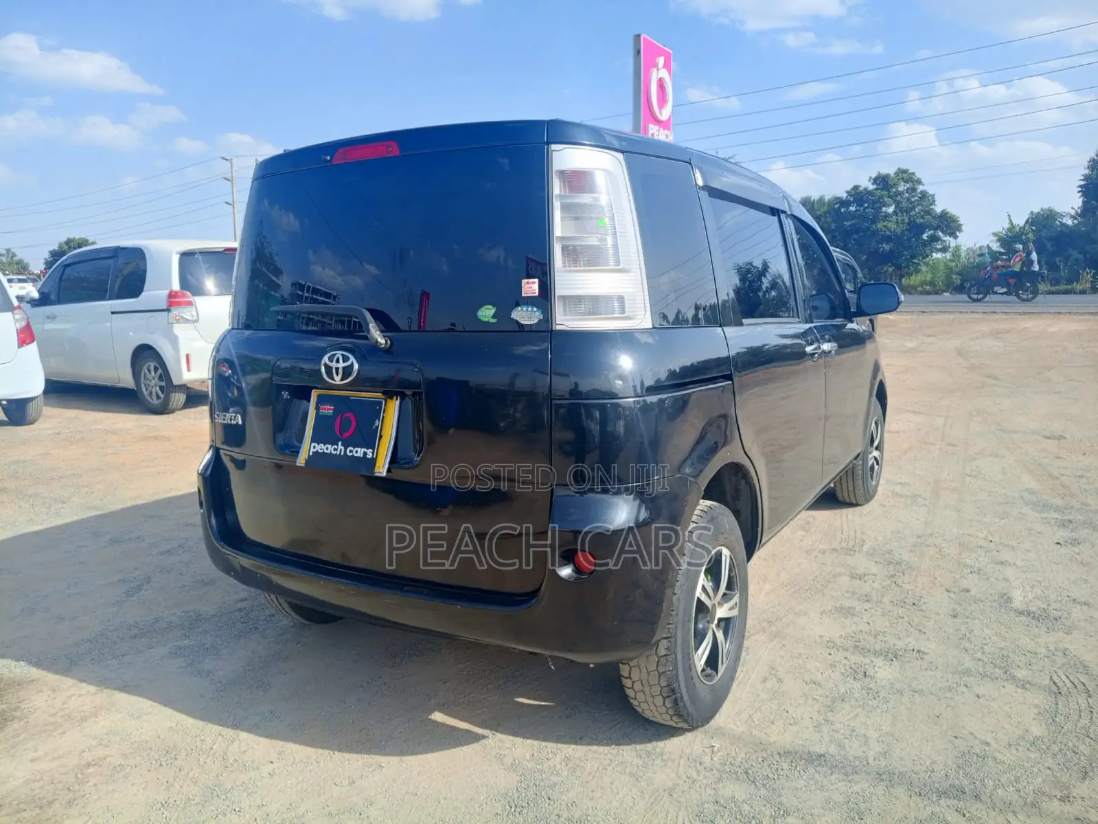 Toyota Sienta 2013 Black
