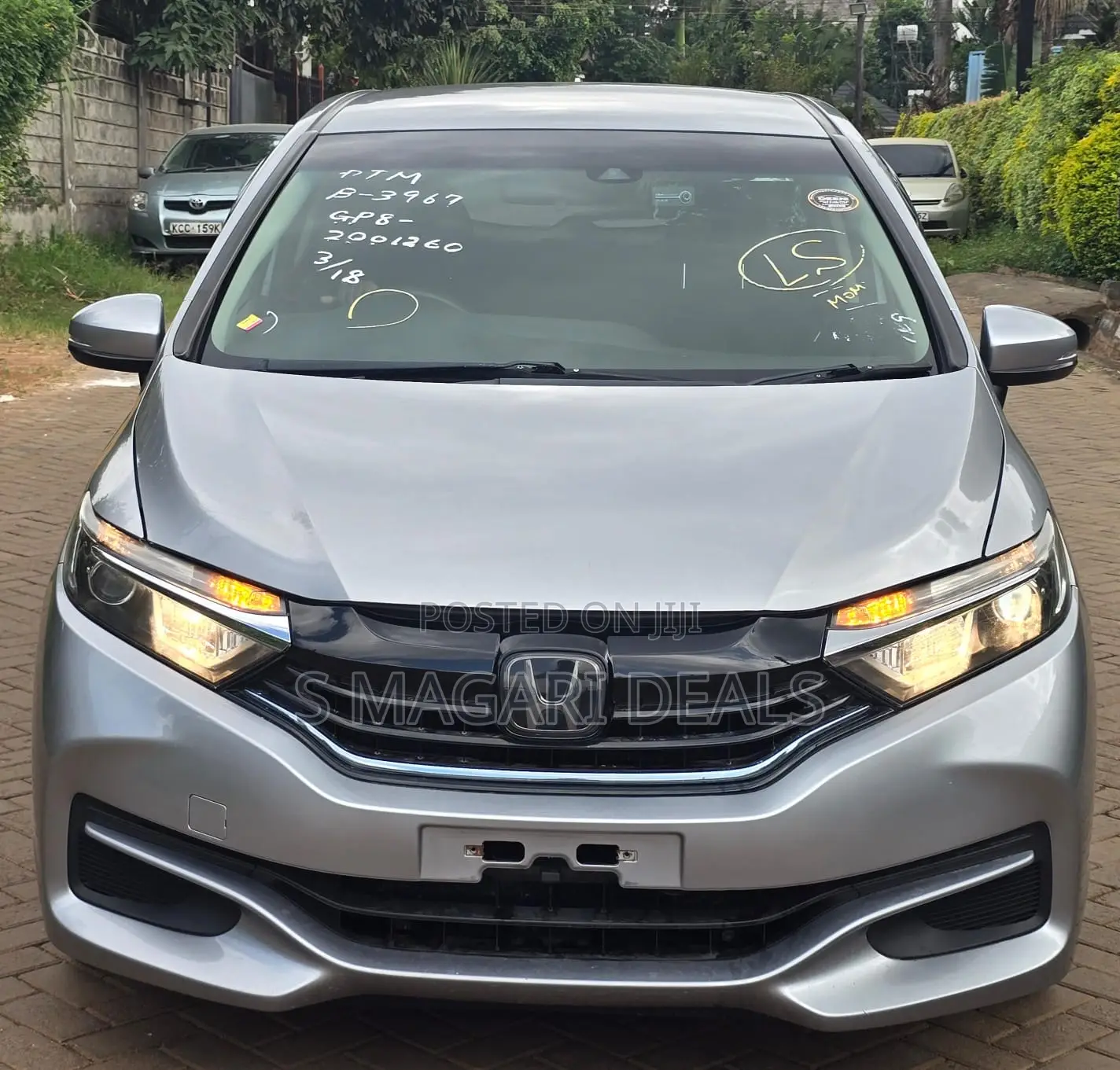 Honda Shuttle 1.5 Hybrid 2WD 2019 Silver
