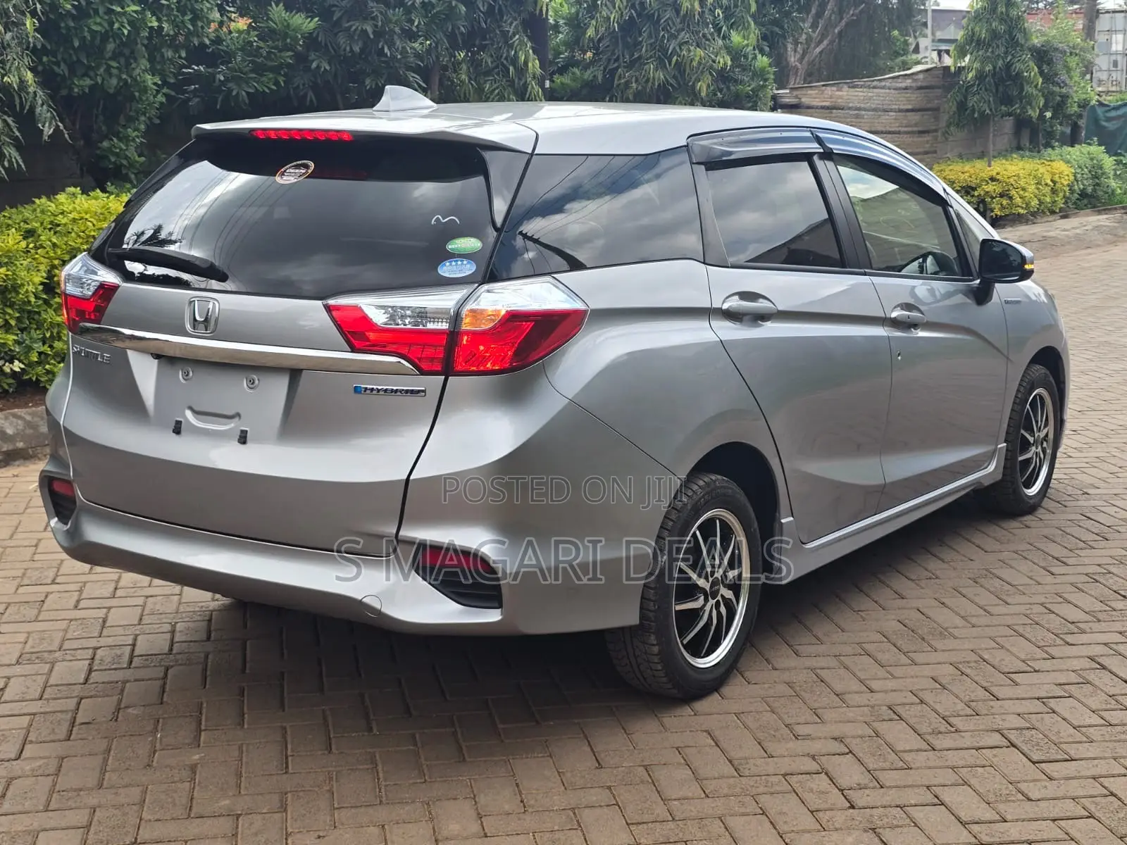 Honda Shuttle 1.5 Hybrid 2WD 2019 Silver