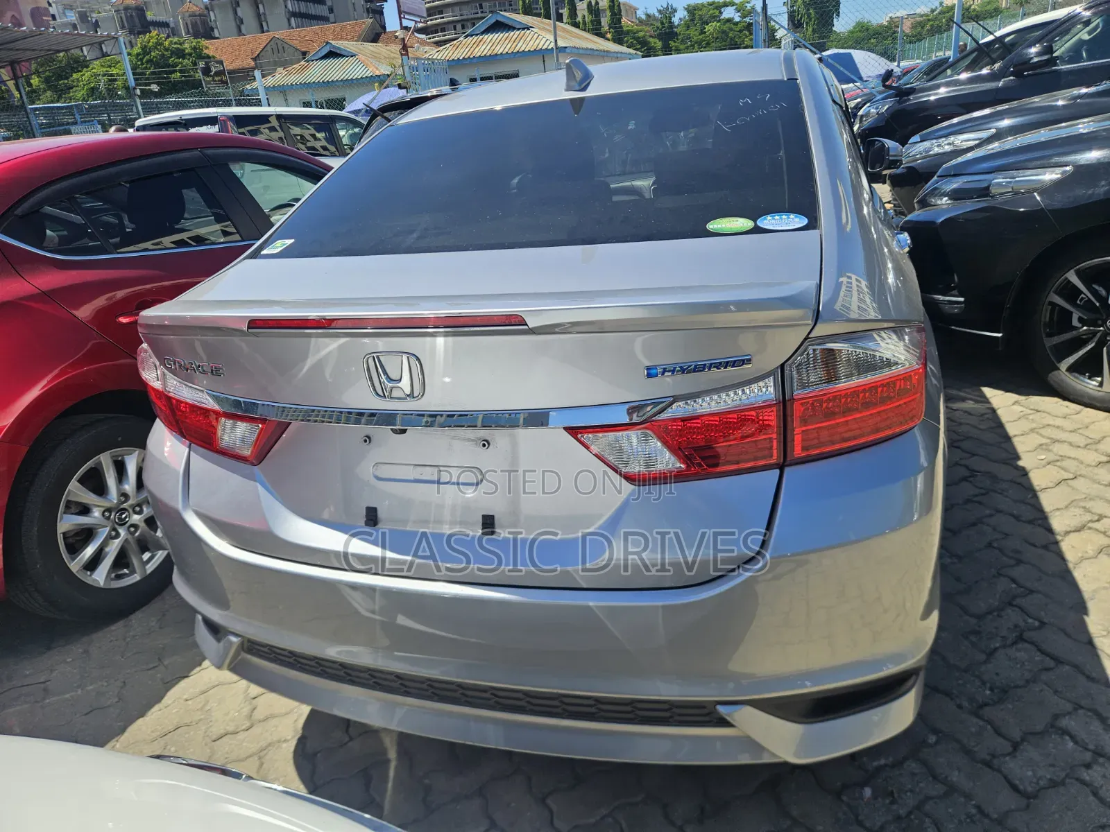 Honda Grace 2019 Silver