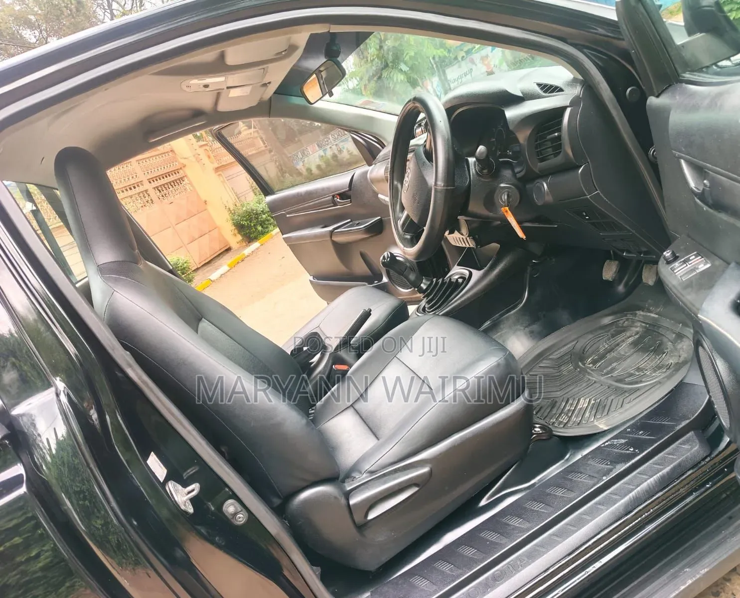 Toyota Hilux 2019 Black