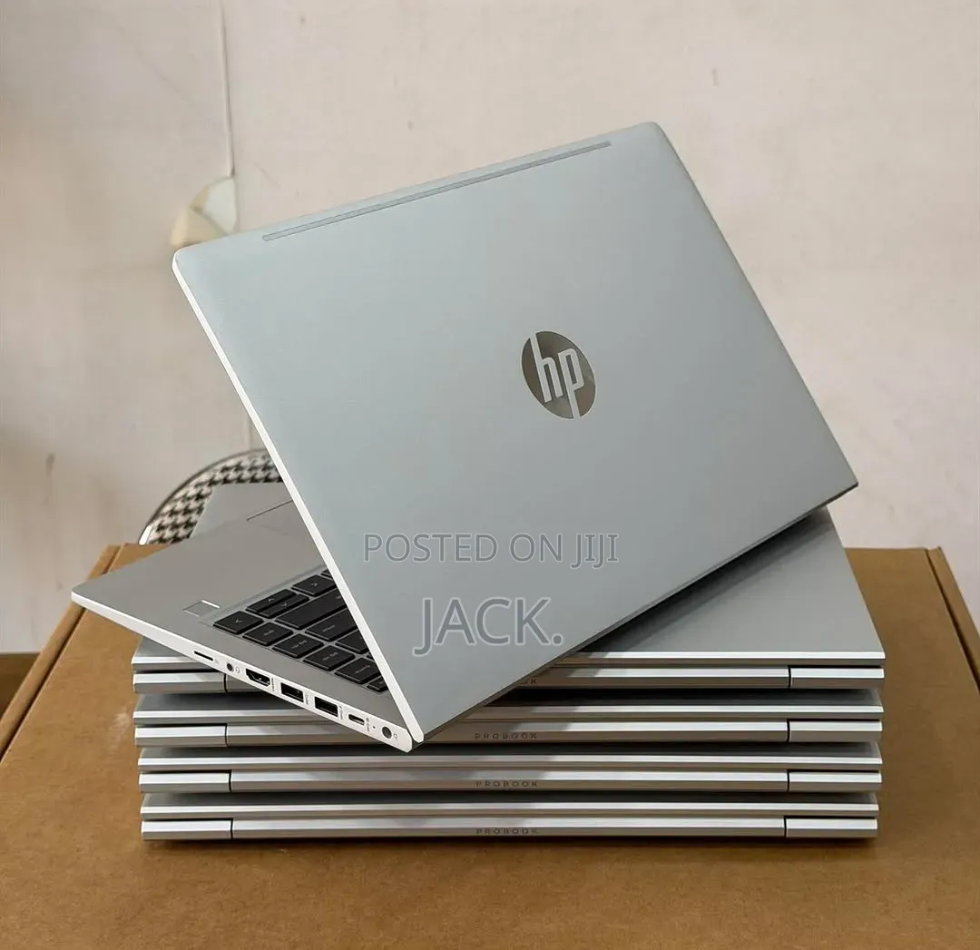 Laptop HP ProBook 445 G9 8GB AMD Ryzen 5 SSD 512GB