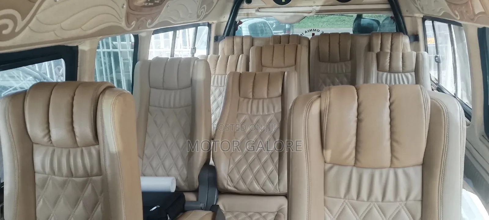 Toyota Grand HiAce 2013 Silver