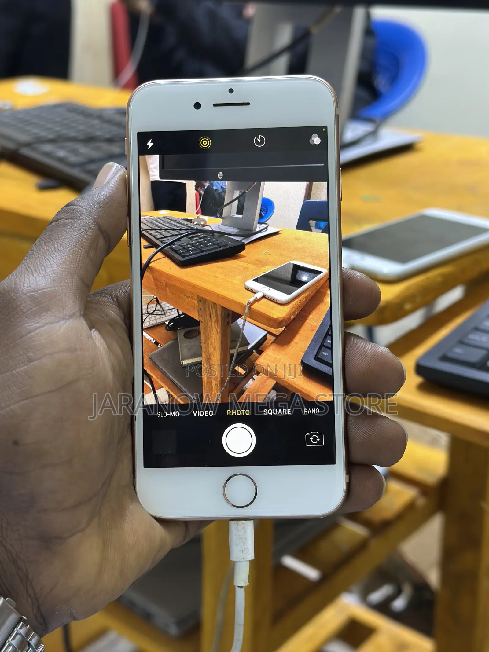 Apple iPhone 8 64 GB Gold