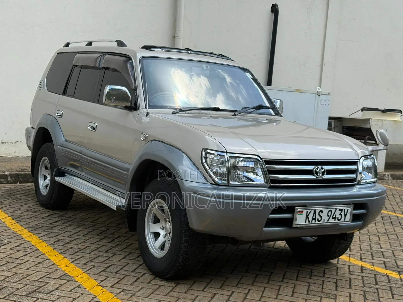 Toyota Land Cruiser Prado 1996 Gray