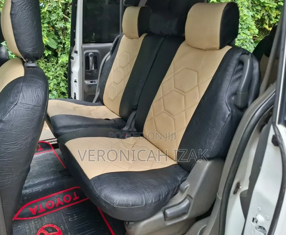 Toyota Sienta 2012 White