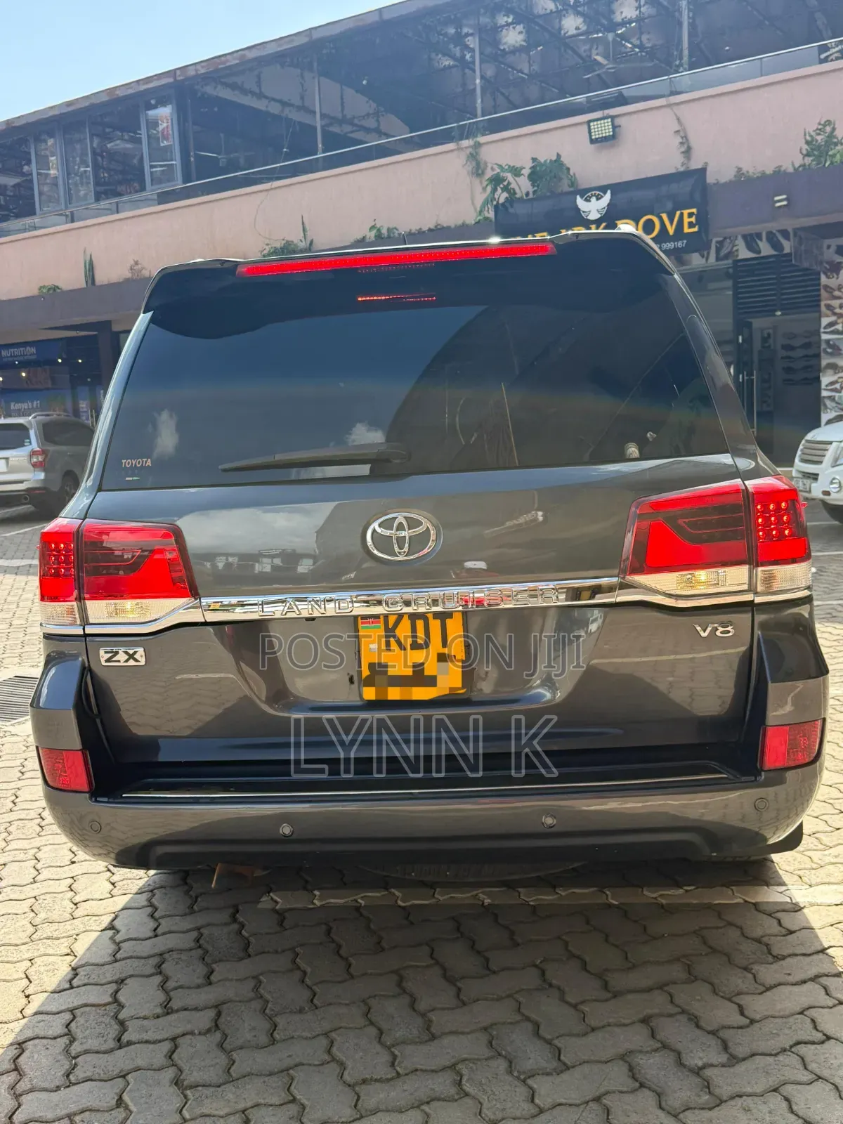 Toyota Land Cruiser 2010 Black