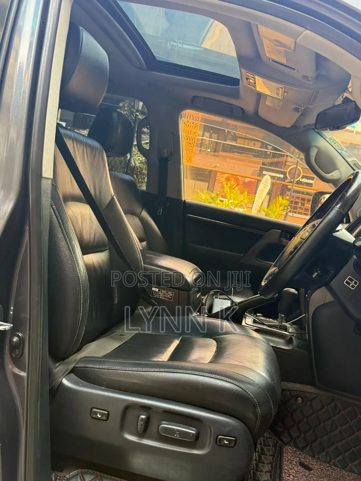 Toyota Land Cruiser 2010 Black