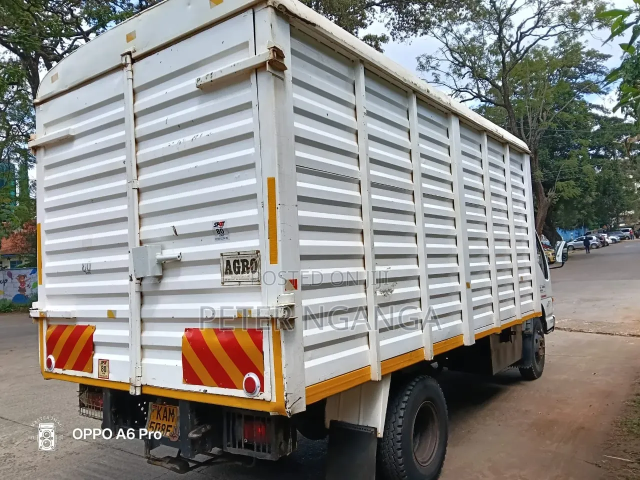 Isuzu NQR 2000