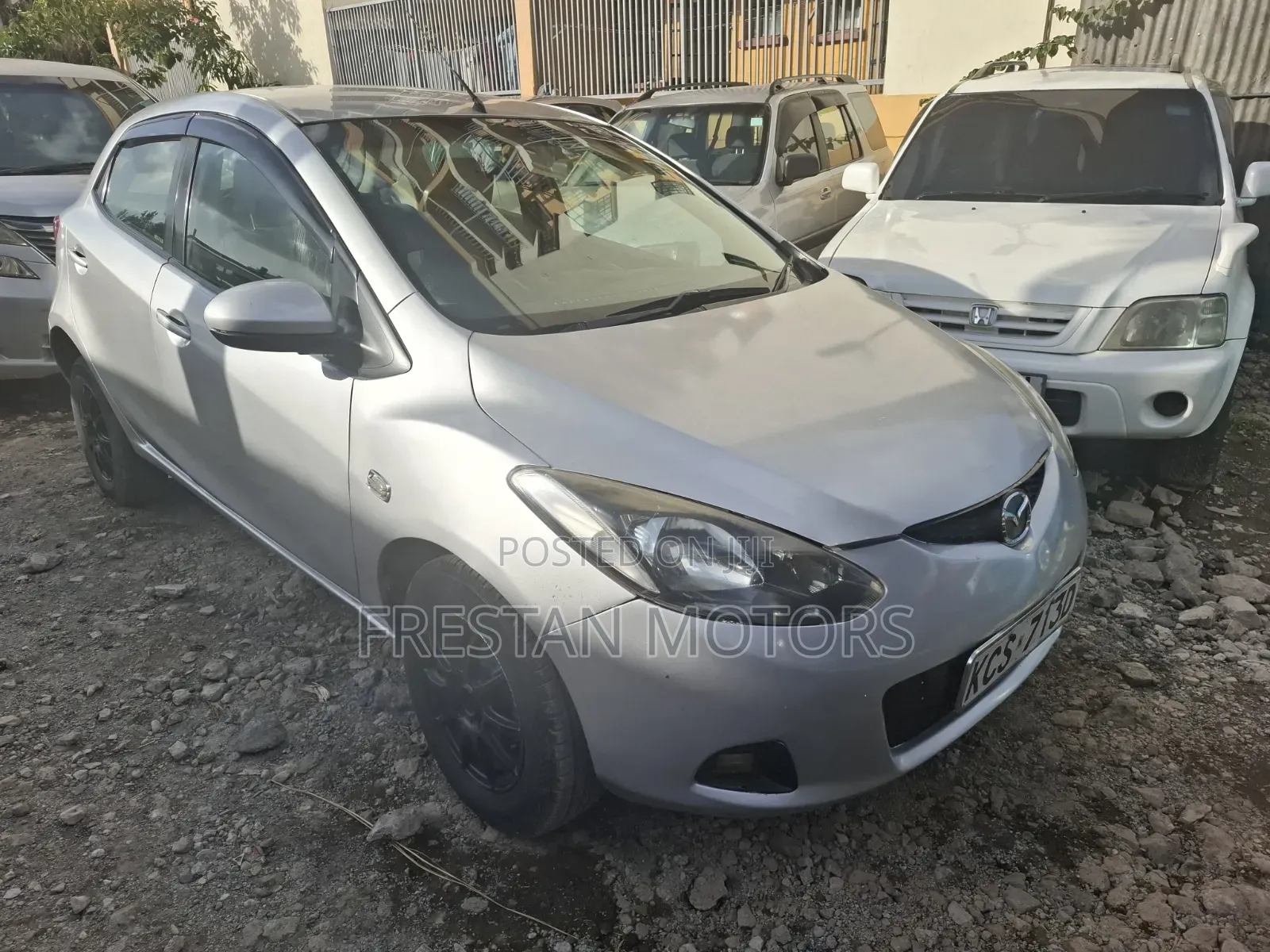 Mazda Demio 2011 Silver