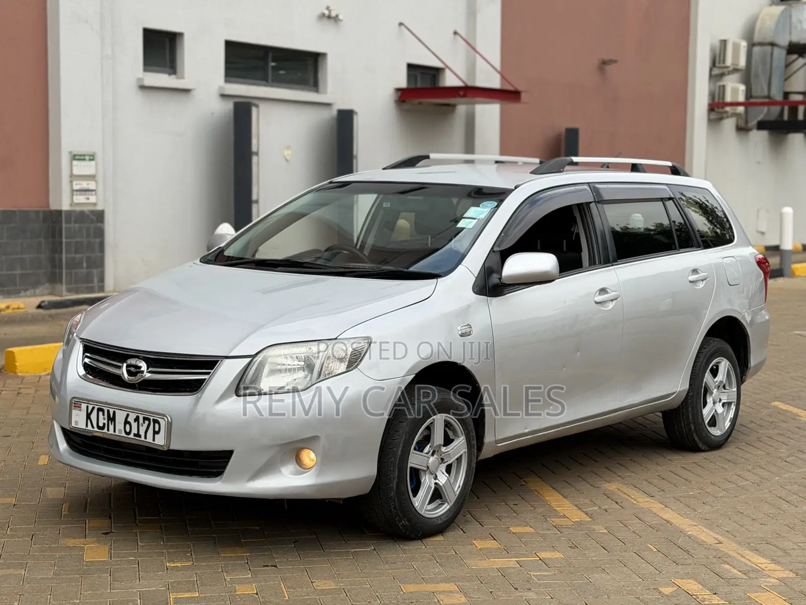 Toyota Corolla Fielder 2012 Silver