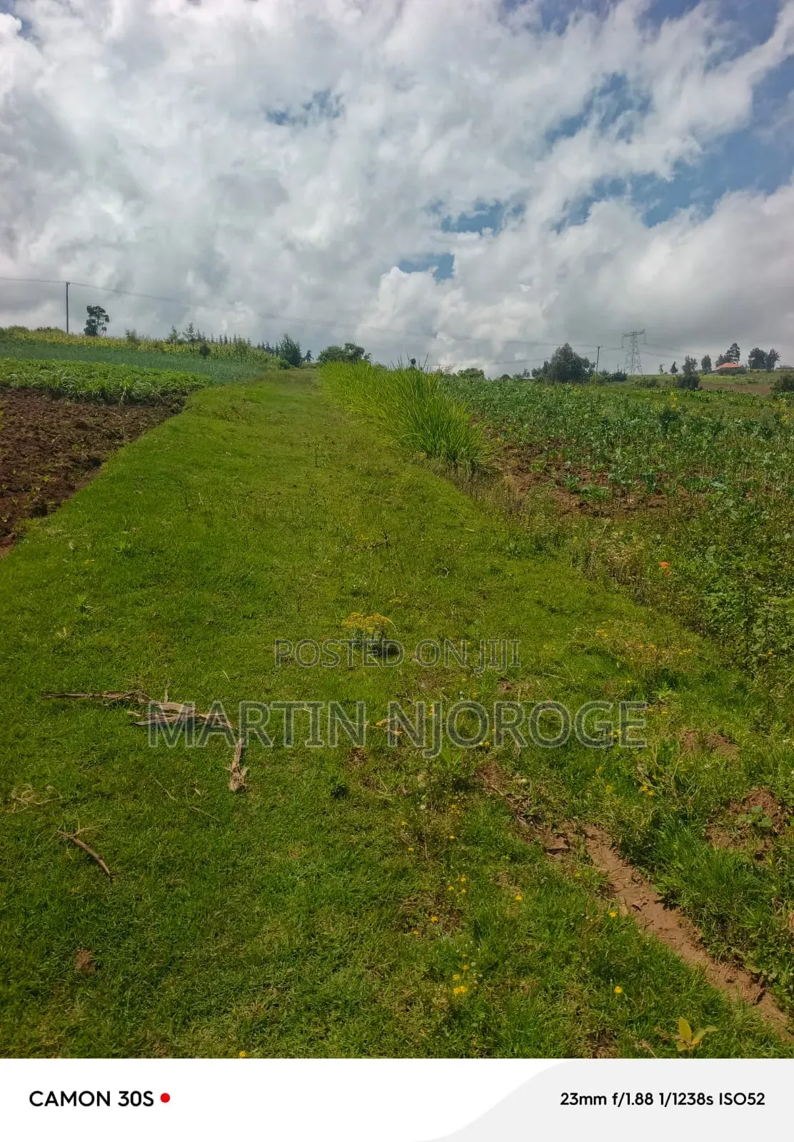 1⁄2 Acre Kinungi,( Munyu Area)