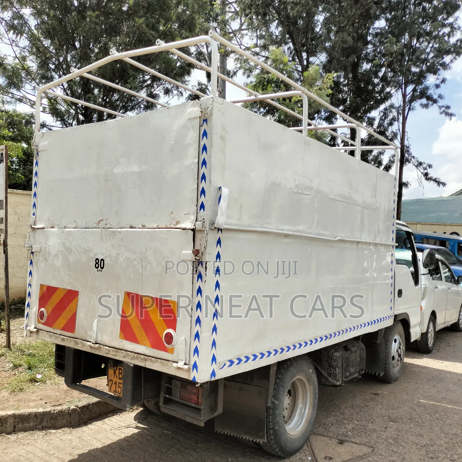 Isuzu Elf NKR 2003 White For Sale