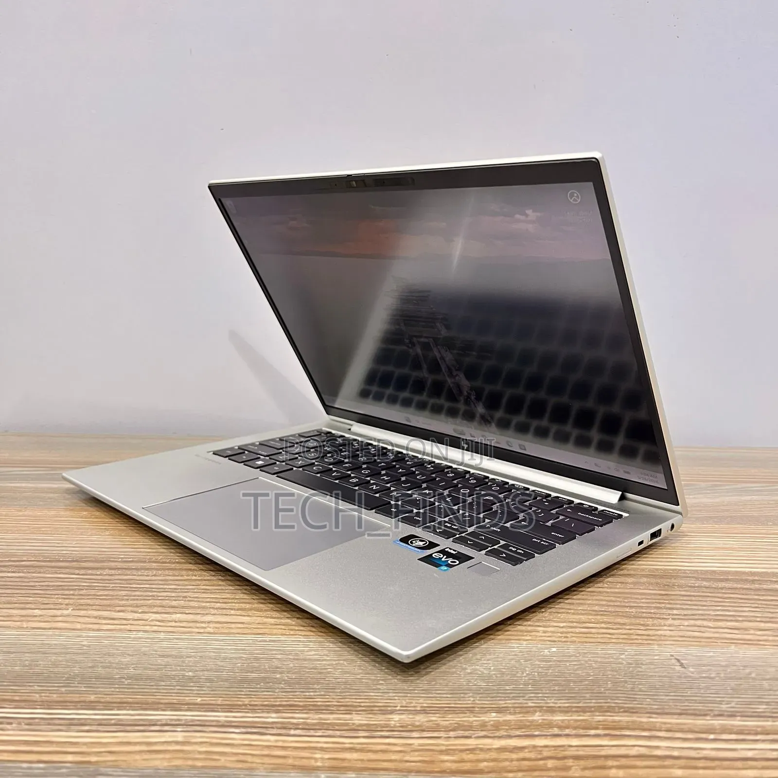 Laptop HP EliteBook 840 G9 16GB Intel Core i7 SSD 256GB