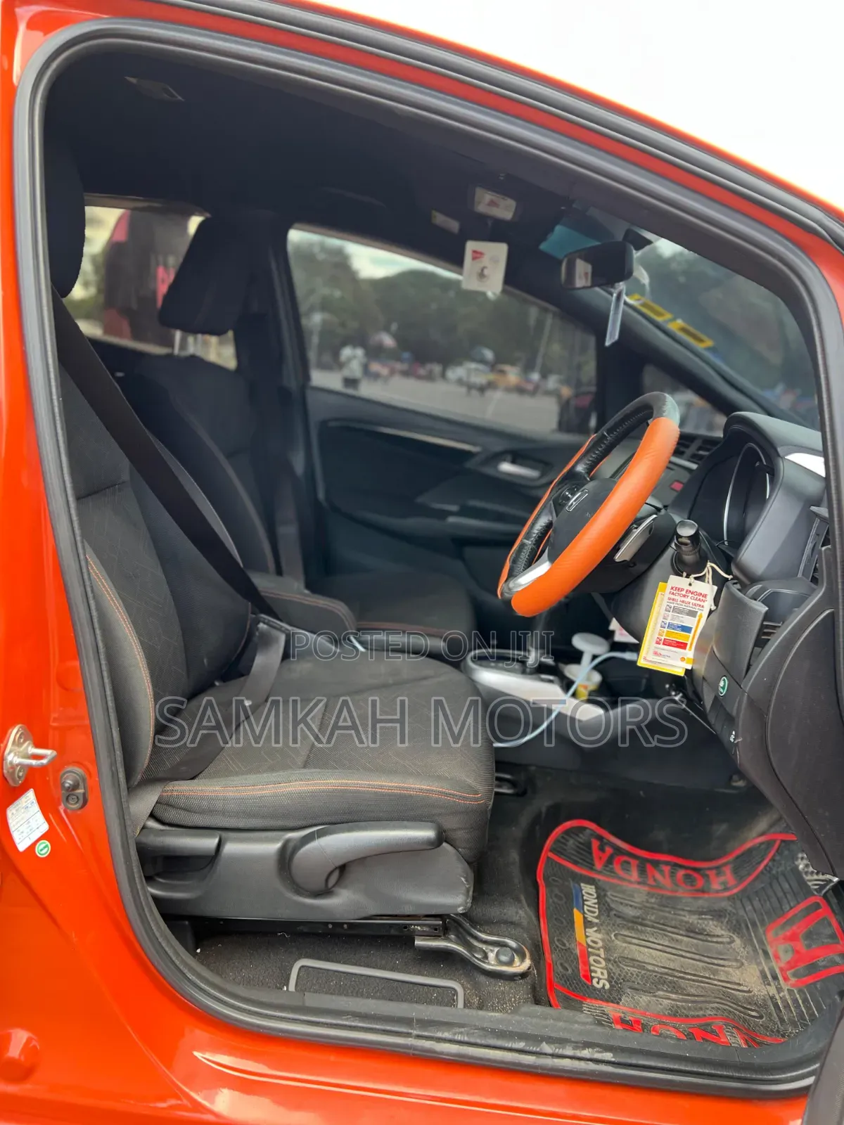 Honda Fit 2015 Orange