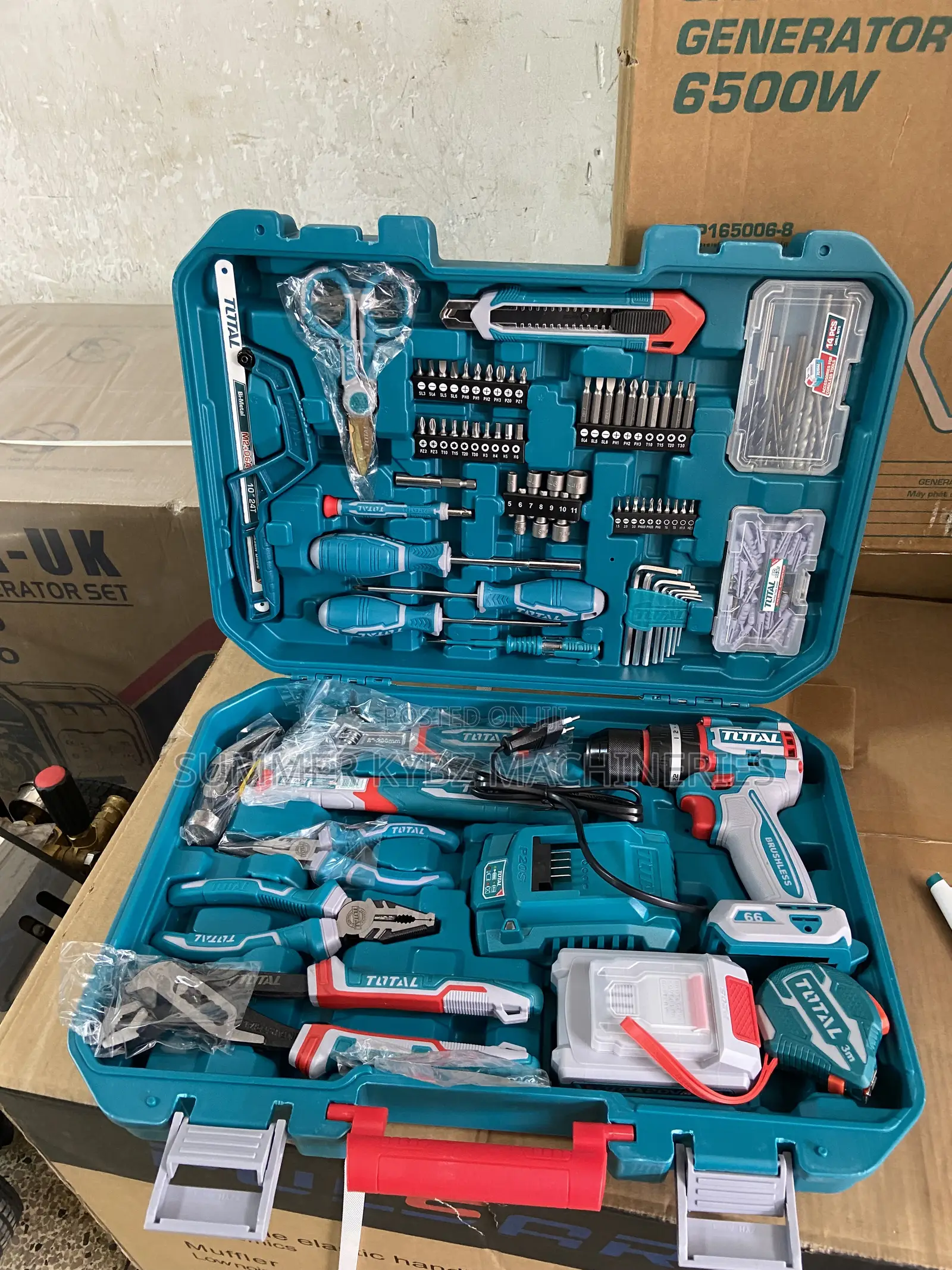 Total 165-Piece Tool Set