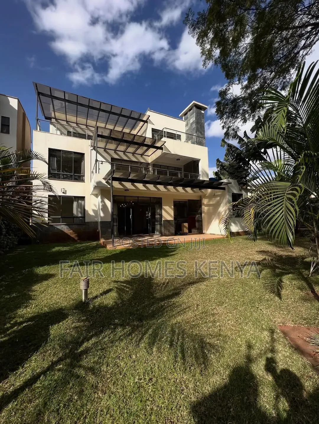 5bdrm Townhouse / Terrace in Lavington Green, Muthangari for rent