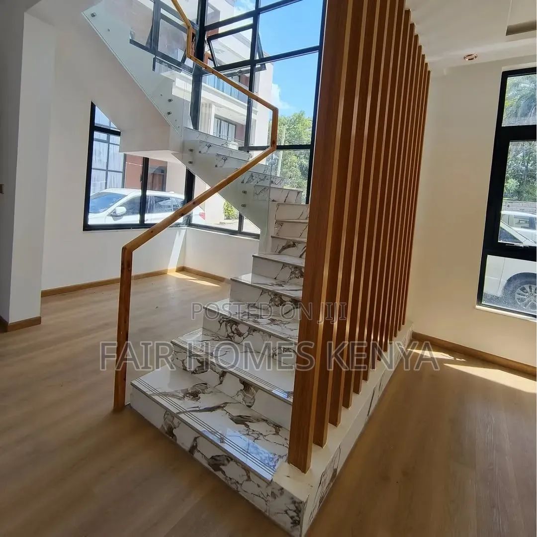 5bdrm Townhouse / Terrace in Isaac Gathanju, Muthangari for rent