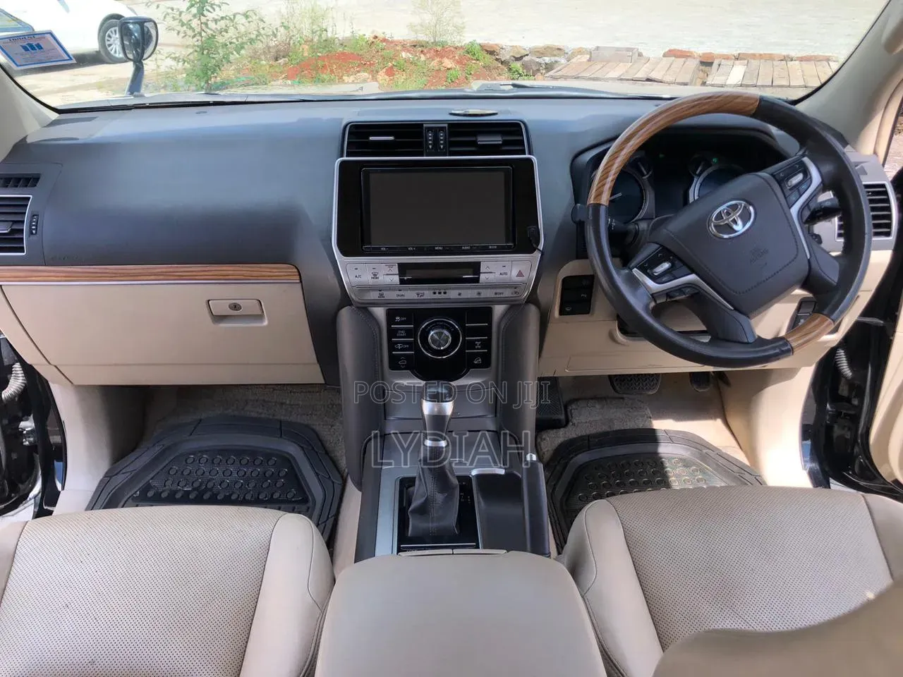 Toyota Land Cruiser Prado 2.8 2018 Black
