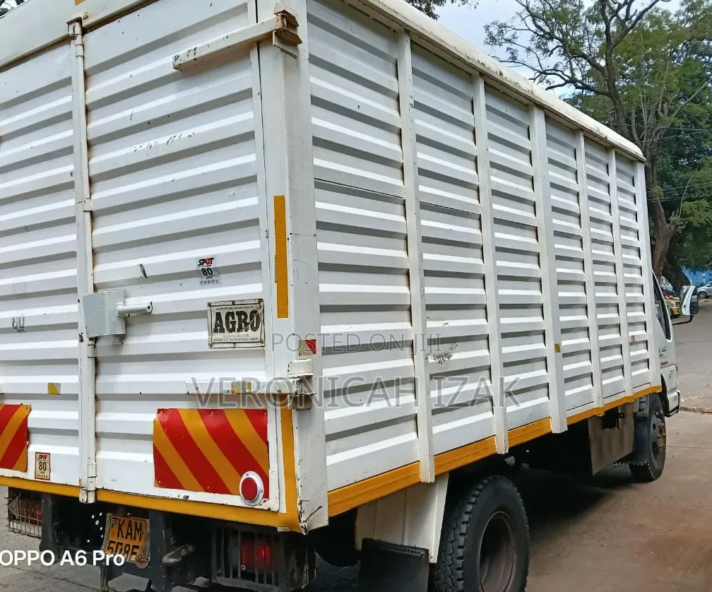 Isuzu NQR Local 2000 White