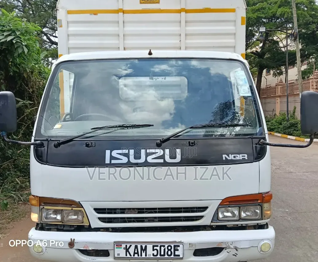 Isuzu NQR Local 2000 White
