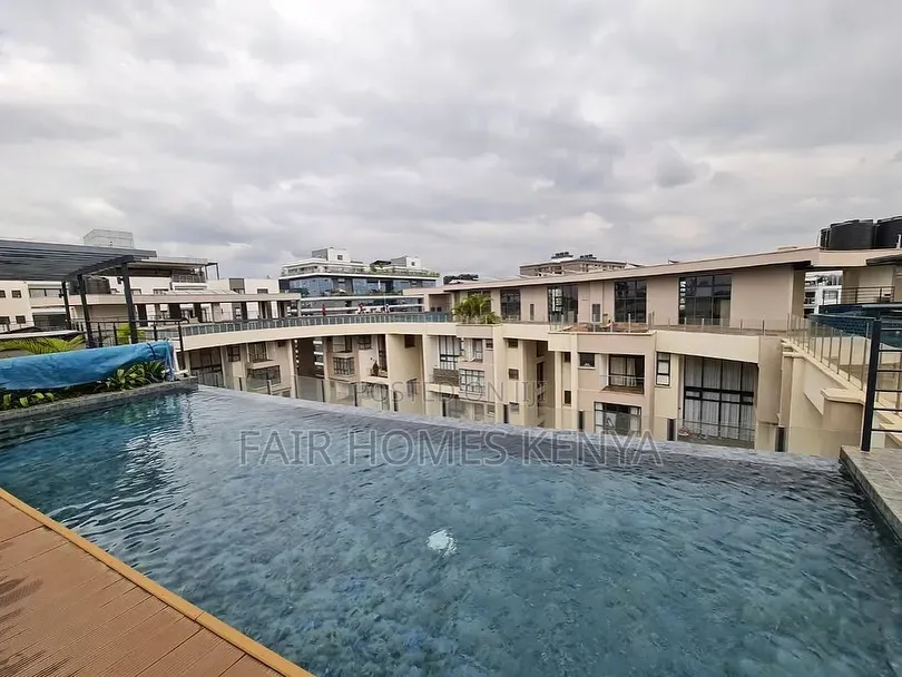 4bdrm Duplex in Riverside Drive for rent