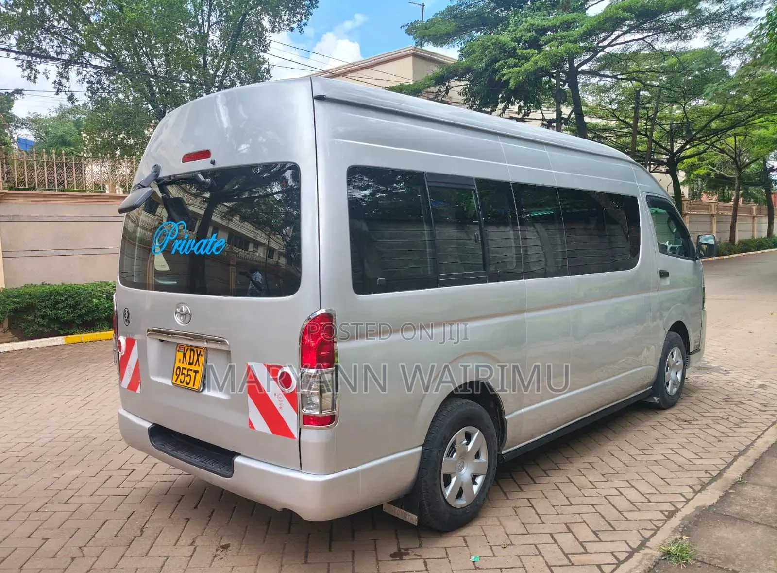 Toyota HiAce 2018 Silver