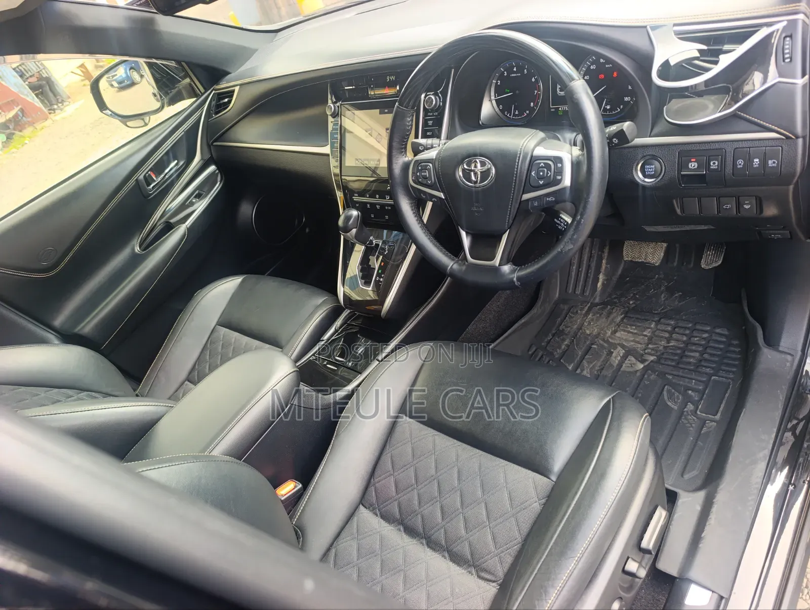 Toyota Harrier 2018