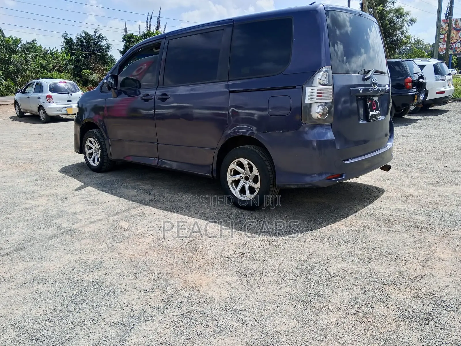 Toyota Voxy 2007 Blue