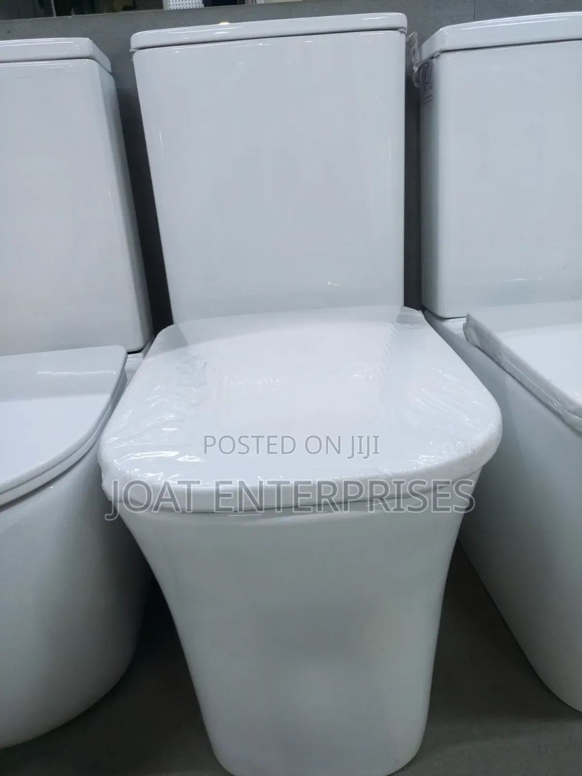 Two Pieces Close Couple Toilets 1218