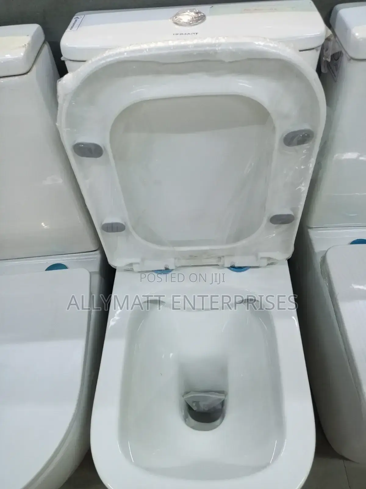 Two Pieces Close Couple Toilets 1218