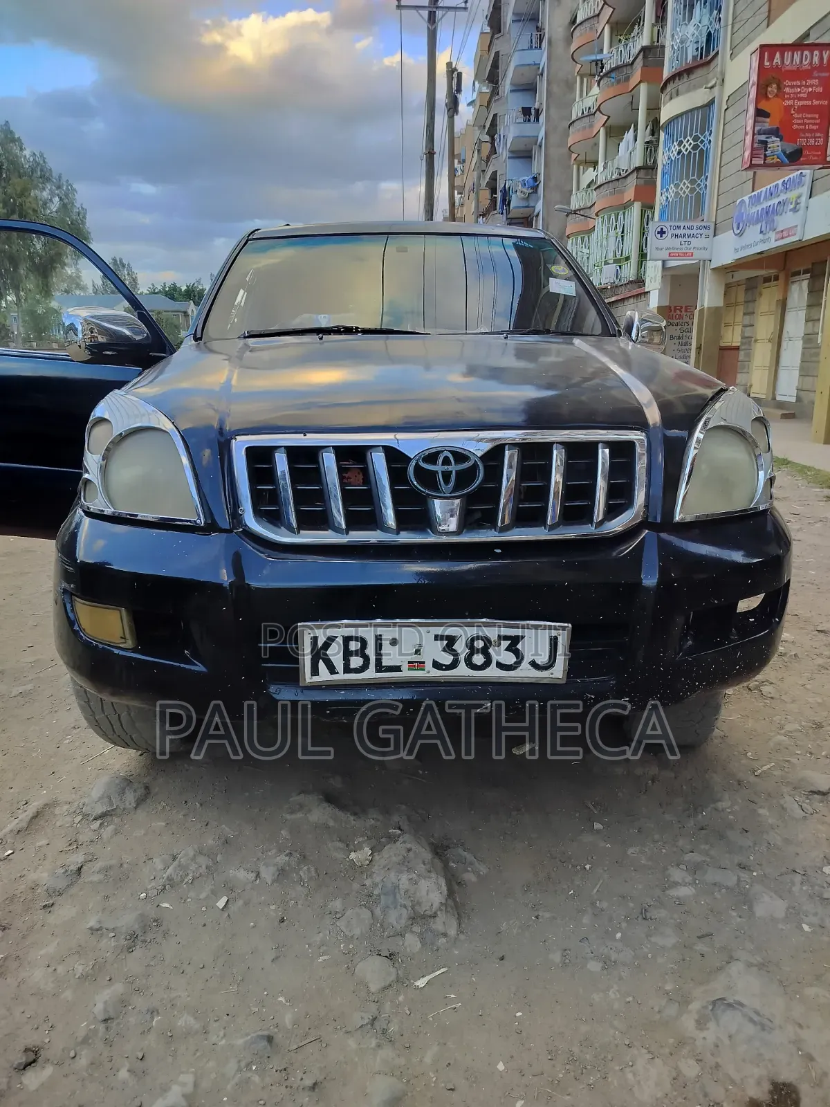 Toyota Land Cruiser 2004 Black