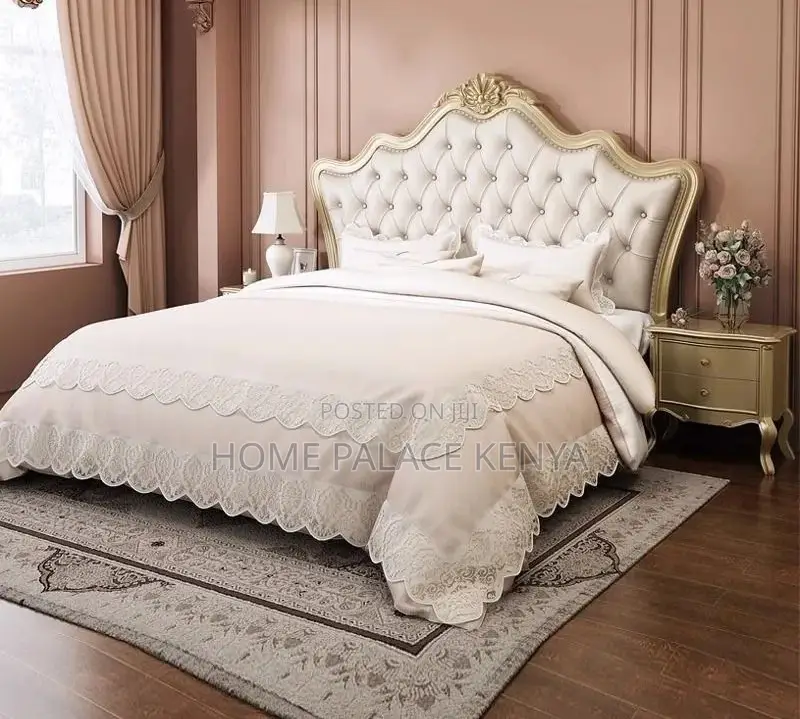 Wooden Bed: Luxury Villa Master Upholstered King Size Bed With Storage