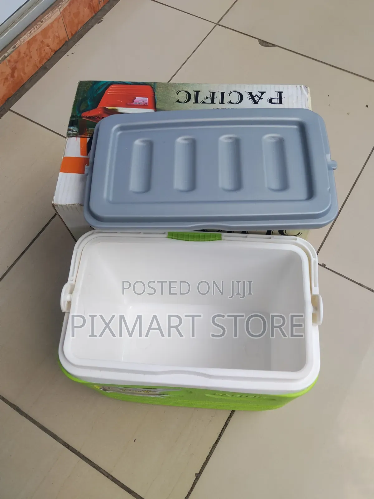 Pacific Portable Cooler Ice Chest 10 Litres Box