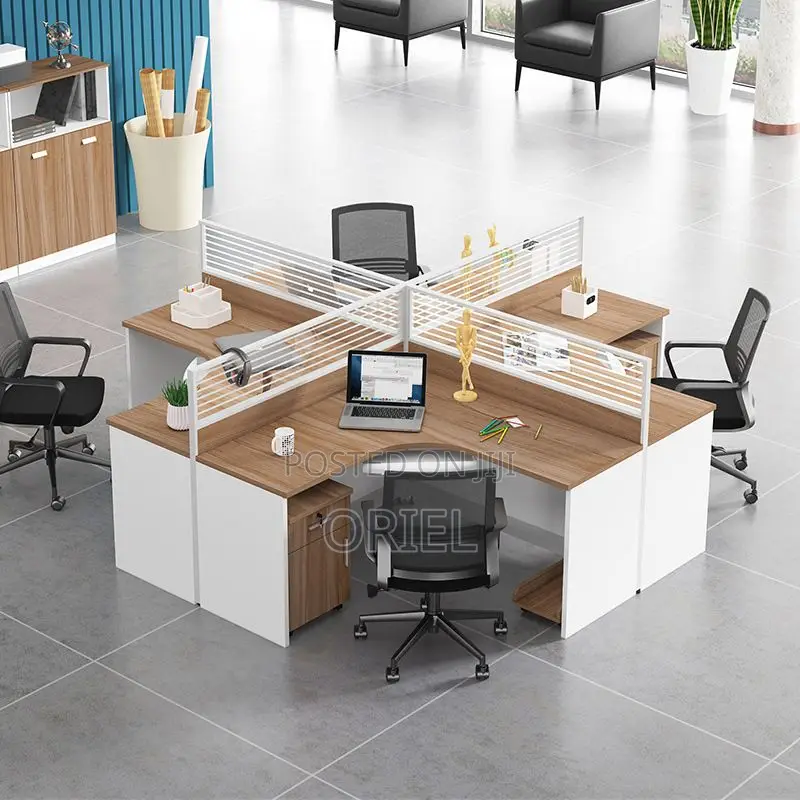 Office Workstation : 4-way Curved Cubicle Modular Office Workstation.