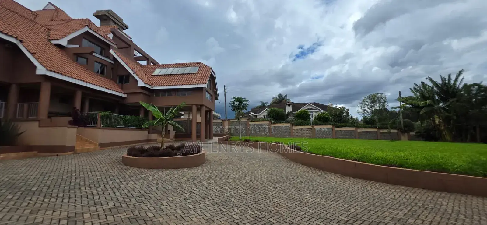 8bdrm House in Runda for sale