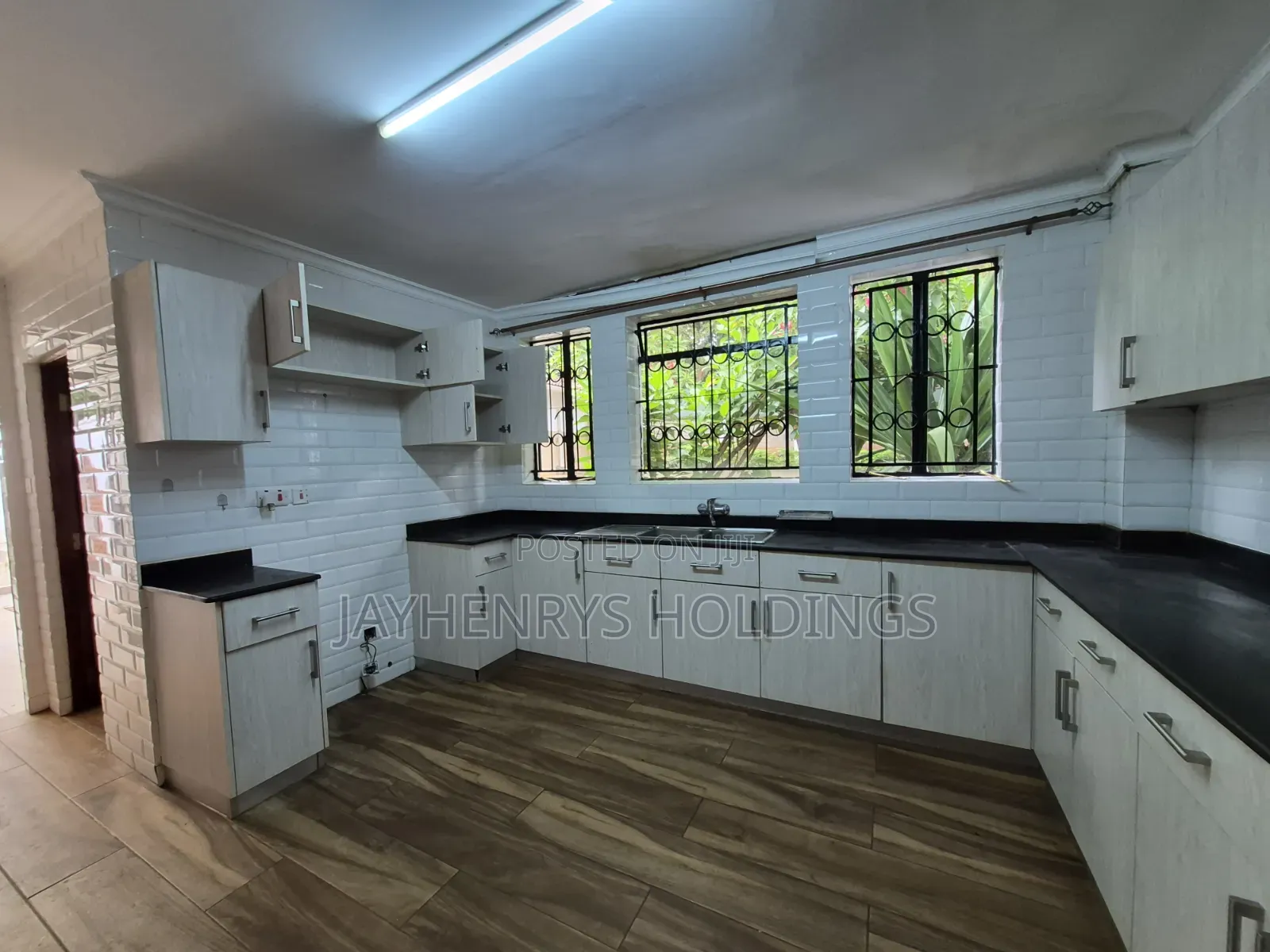 4bdrm House in Runda for rent