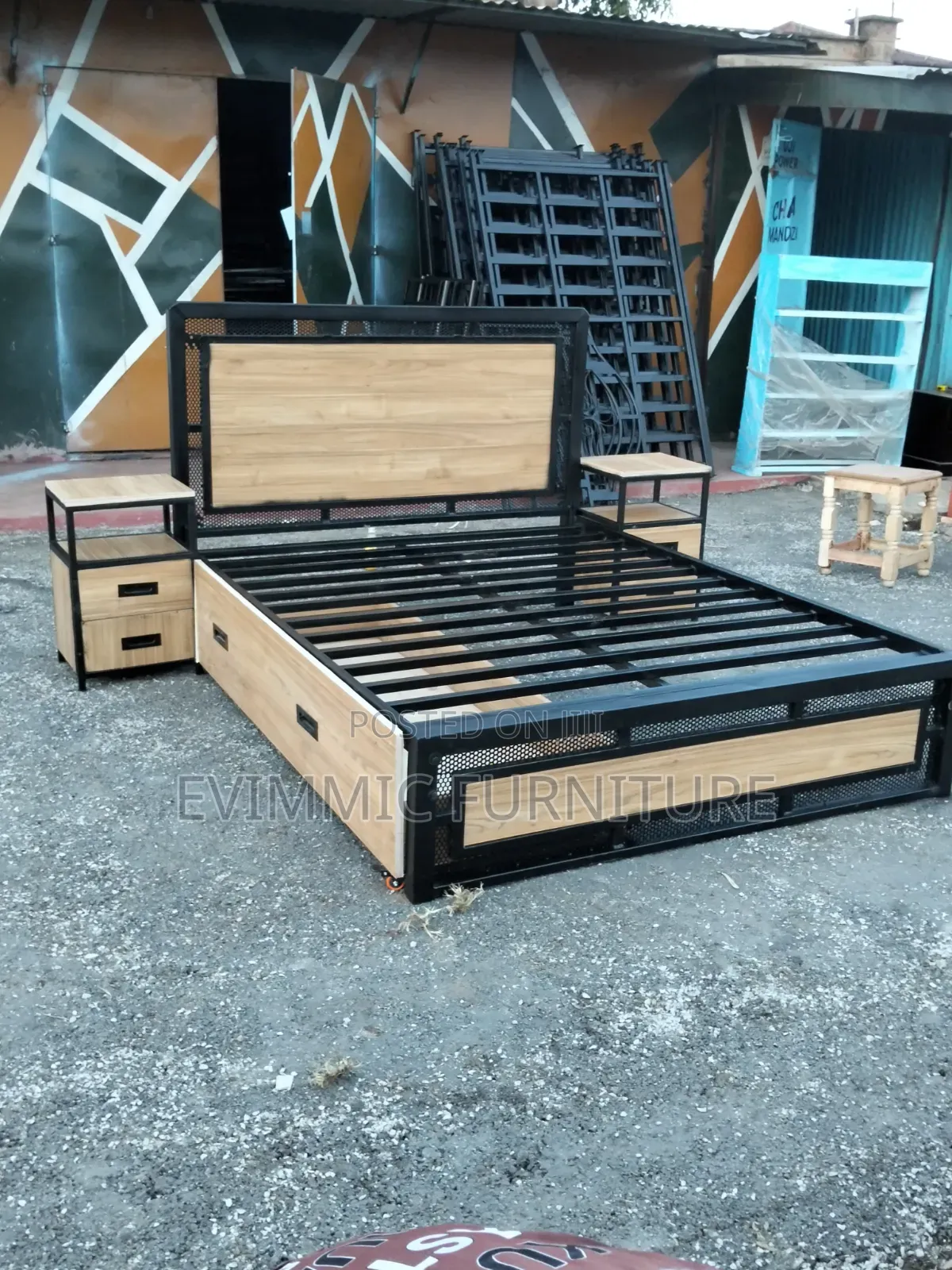 Amplified Metal Beds With Storage Features
