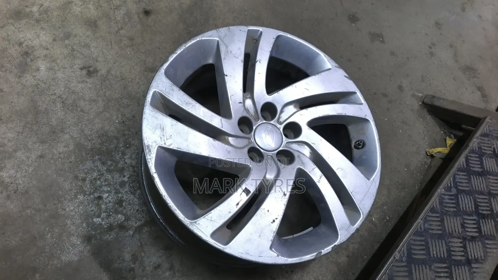 Rangerover Rim Size 18