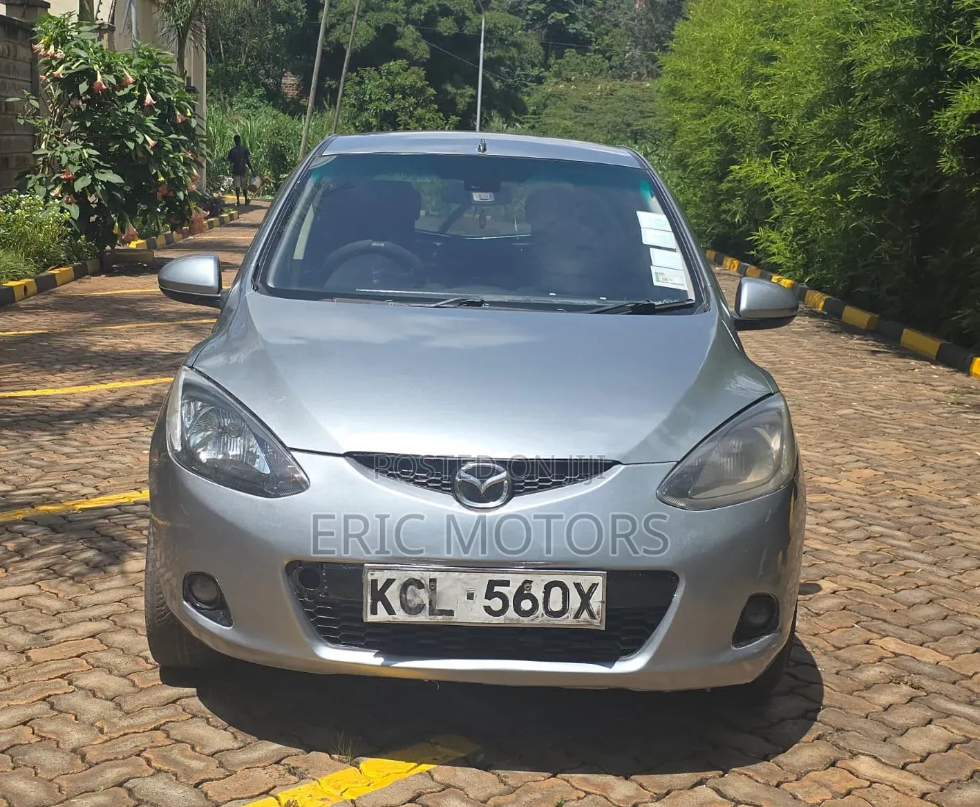 Mazda Demio 2010 Silver